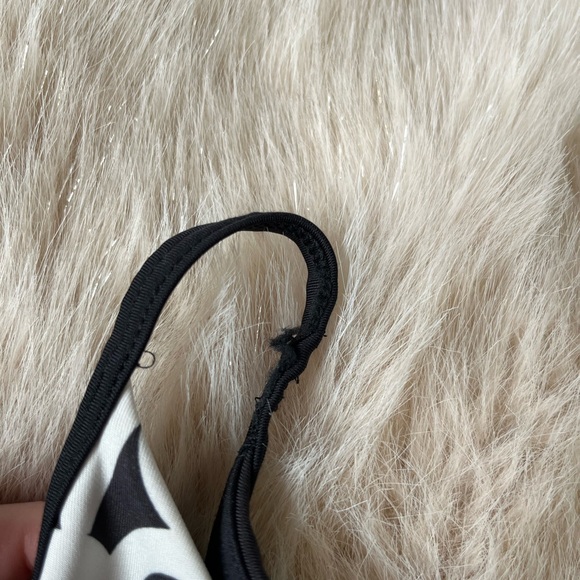 New Balance Women's Monochrome Bikini Top - Picture 5 of 5